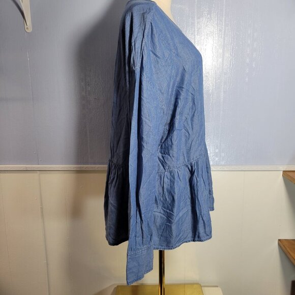 Time and Tru Extra Large Lyocell Denim Blue Longsleeve Keyhole Blouse - Picture 2 of 11